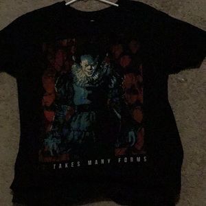 It T-shirt